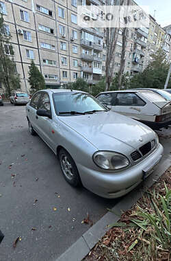 Седан Daewoo Lanos 2003 в Дніпрі