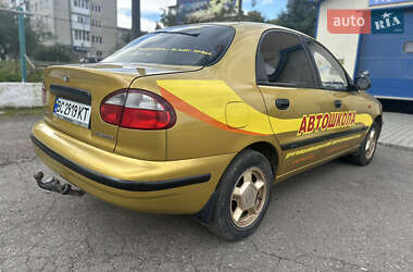 Седан Daewoo Lanos 2002 в Дрогобыче