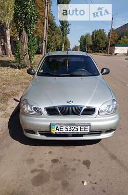 Седан Daewoo Lanos 2010 в Кривом Роге