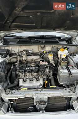 Хэтчбек Daewoo Lanos 2008 в 