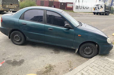 Седан Daewoo Lanos 2002 в Бучі