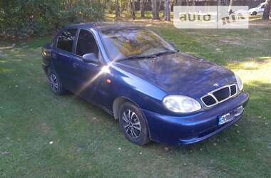 Седан Daewoo Lanos 2006 в Новояворівську