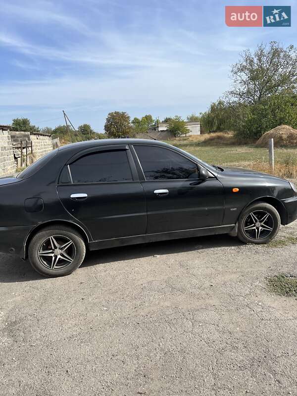 Седан Daewoo Lanos 2008 в Кривом Роге