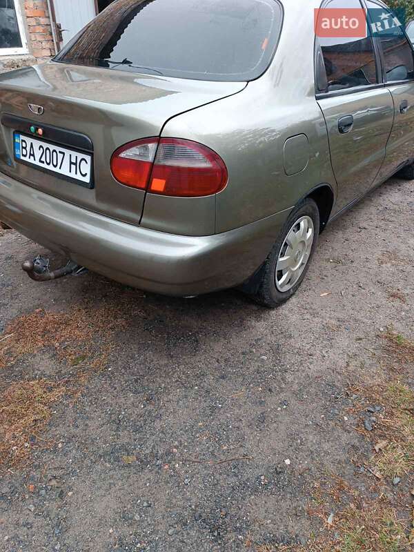 Седан Daewoo Lanos 2002 в Александрие