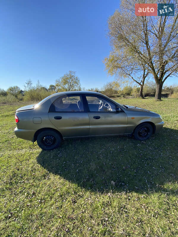 Седан Daewoo Lanos 2007 в Сарнах