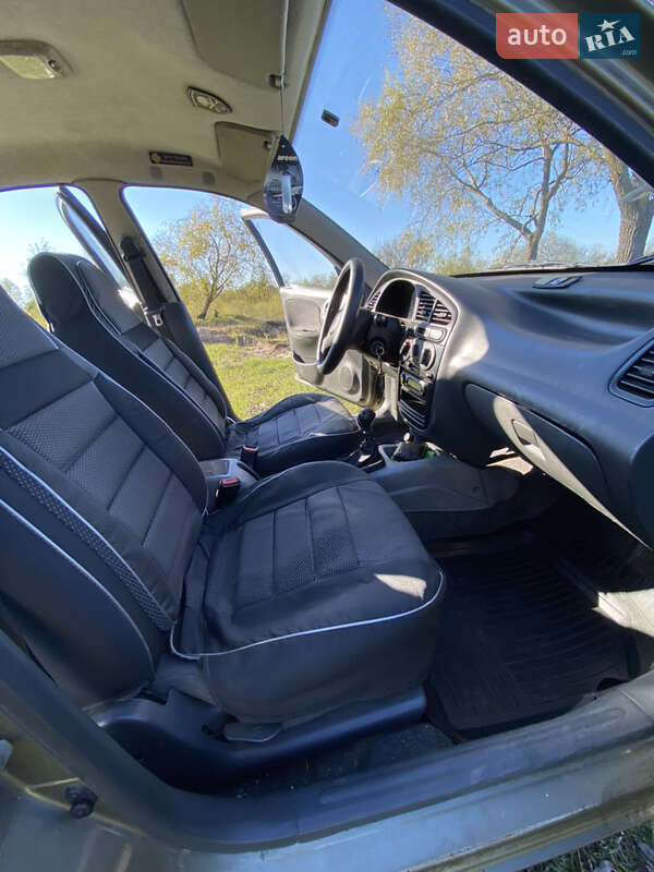Седан Daewoo Lanos 2007 в Сарнах