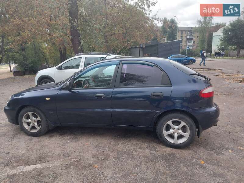Хэтчбек Daewoo Lanos 2004 в Киеве