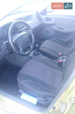 Седан Daewoo Lanos 2006 в Хусте