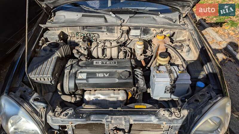 Седан Daewoo Lanos 2009 в Львове