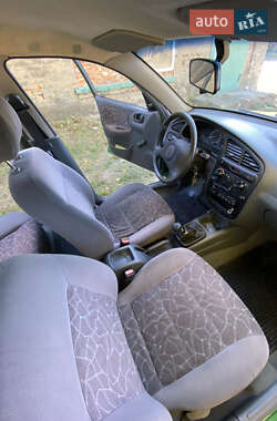 Седан Daewoo Lanos 2001 в 