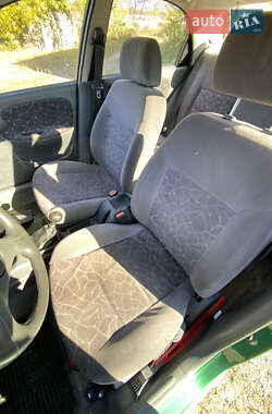 Седан Daewoo Lanos 2001 в 