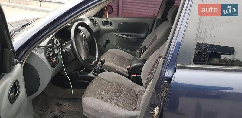 Седан Daewoo Lanos 2006 в Запоріжжі
