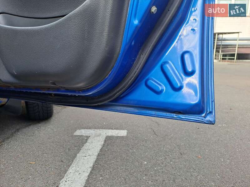 Седан Daewoo Lanos 2008 в Киеве