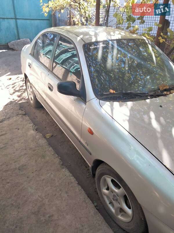 Седан Daewoo Lanos 2002 в Павлограде фото 2 Седан Daewoo Lanos 2002 в Павлограде