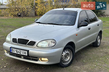 Седан Daewoo Lanos 2004 в Доброполье