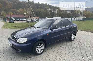 Седан Daewoo Lanos 2002 в Сваляве