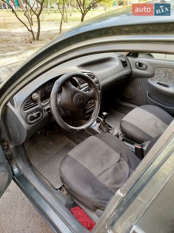 Седан Daewoo Lanos 1998 в Краснопіллі