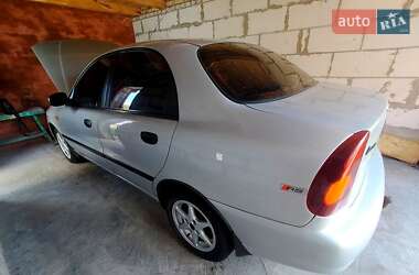Седан Daewoo Lanos 2011 в 