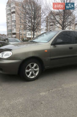 Седан Daewoo Lanos 2005 в Бучі