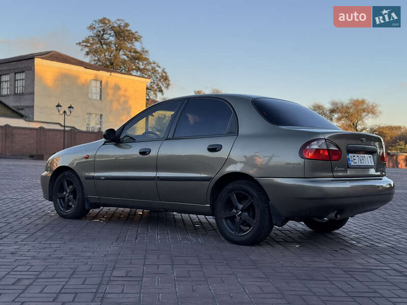 Седан Daewoo Lanos 2003 в Каменском фото 5 Седан Daewoo Lanos 2003 в Каменском