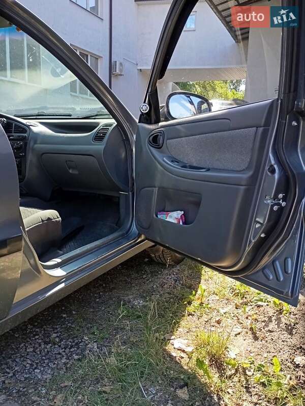 Daewoo Lanos 2010
