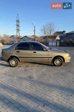 Седан Daewoo Lanos 2004 в 