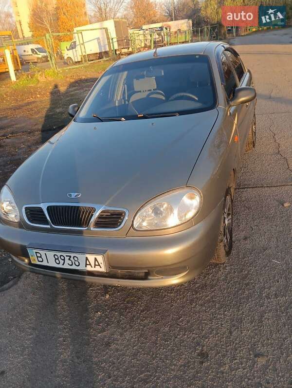 Седан Daewoo Lanos 2004 в Полтаве