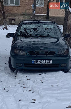 Седан Daewoo Lanos 2004 в Виннице