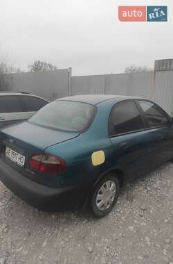 Седан Daewoo Lanos 2001 в Днепре