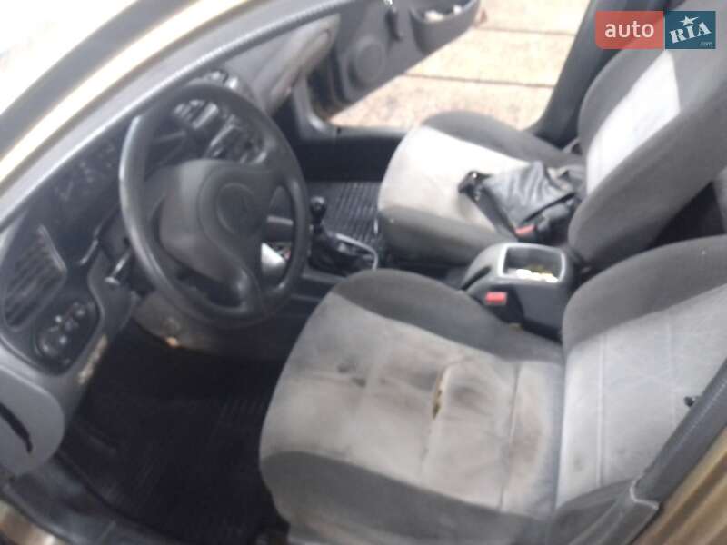 Седан Daewoo Lanos 2004 в 