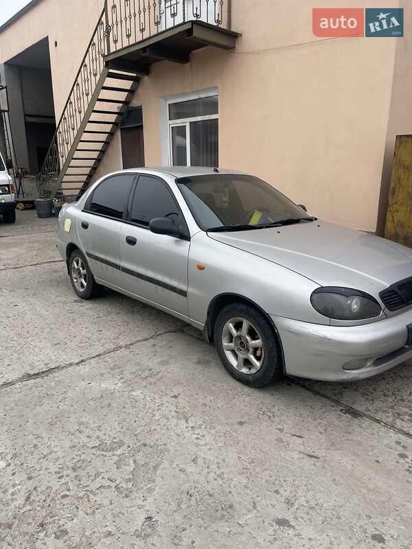 Седан Daewoo Lanos 2004 в Каменском