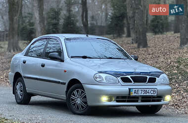 Седан Daewoo Lanos 2002 в Днепре