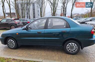 Седан Daewoo Lanos 2004 в 