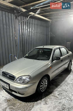 Седан Daewoo Lanos 2010 в Сокирянах