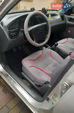 Седан Daewoo Lanos 2007 в Черновцах
