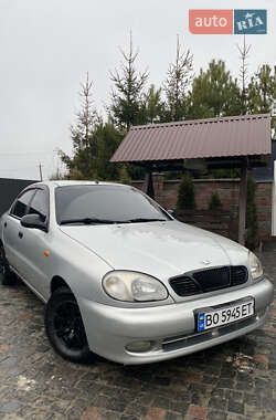 Седан Daewoo Lanos 2004 в Ланівці