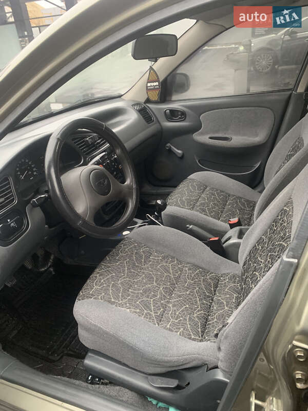 Седан Daewoo Lanos 2007 в Киеве