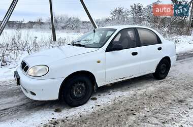 Седан Daewoo Lanos 2003 в Почаеве