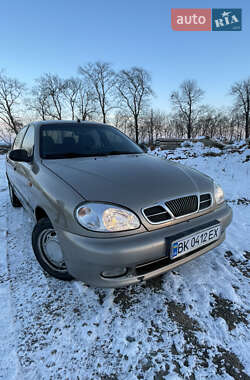 Седан Daewoo Lanos 2008 в Мізочі