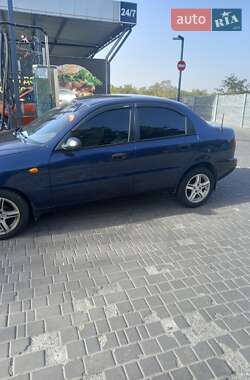 Седан Daewoo Lanos 2002 в 