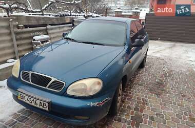 Седан Daewoo Lanos 1999 в Острозі