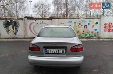 Седан Daewoo Lanos 2004 в Кременчуці