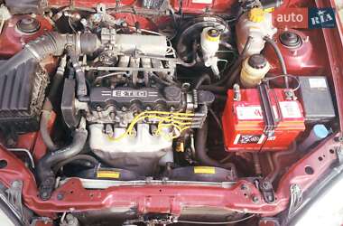 Седан Daewoo Lanos 2004 в 