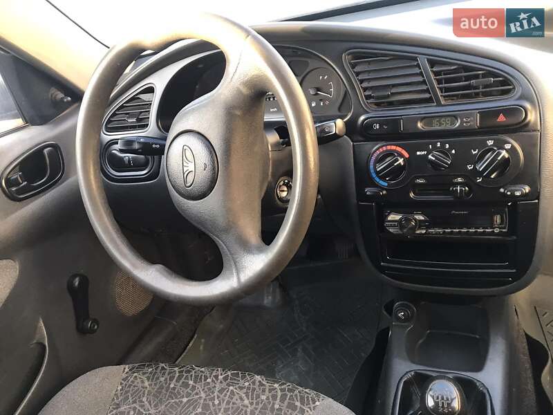 Седан Daewoo Lanos 2008 в Першотравневом