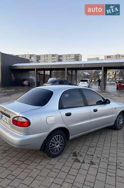 Седан Daewoo Lanos 2007 в Горішніх Плавнях