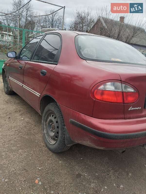 Седан Daewoo Lanos 2002 в Первомайске