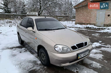 Седан Daewoo Lanos 2008 в Золочеві