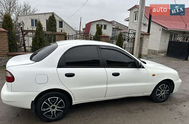 Седан Daewoo Lanos 2004 в Умані