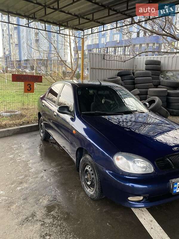 Седан Daewoo Lanos 2004 в Києві