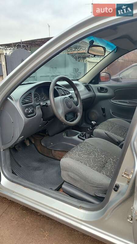 Седан Daewoo Lanos 2006 в Новомосковске